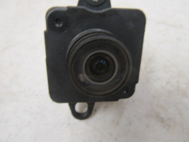 Pre-Owned 14-15 Fiat 500 Rear View Camera OEM (Good)
