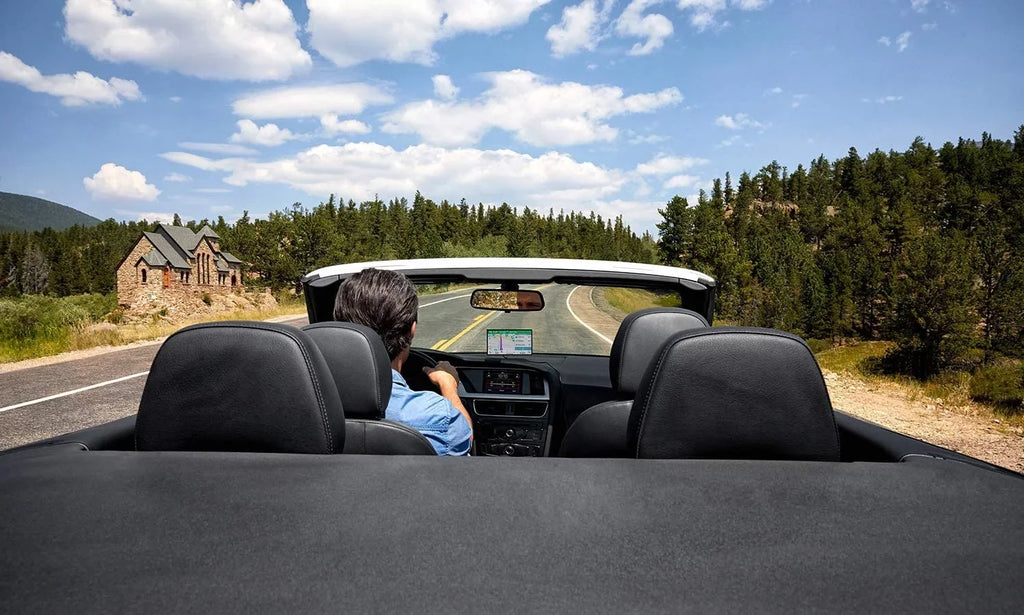 Garmin DriveSmart 55 Mt-D 5.5 inch Sat Nav with Edge to Edge Display, Map Updates for UK, Ireland and Full Europe, Digital Traffic, Bluetooth Hands-Free Calling, Voice Commands and Smart Features