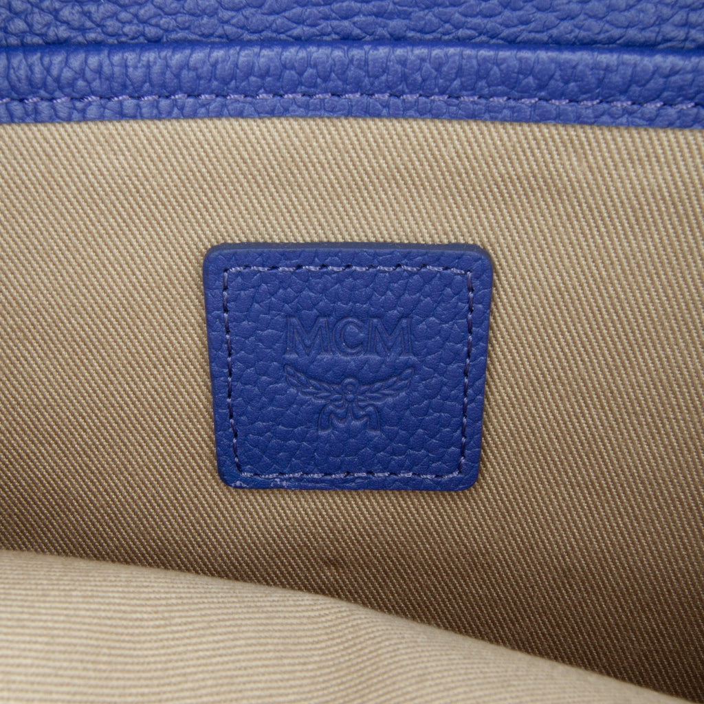 Pre-Owned Authenticated MCM Studded Patricia Wallet on Chain Calf Leather Blue Crossbody Bag Unisex (Good)