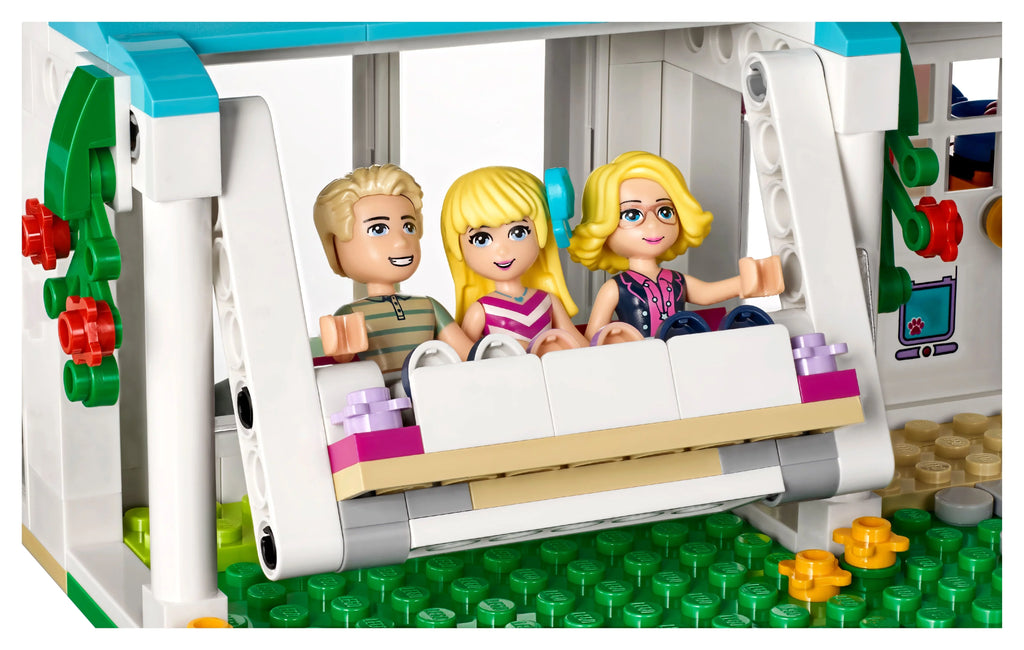 LEGO Friends Stephanie's House 41314 Toy Dollhouse Playset (622 pcs)