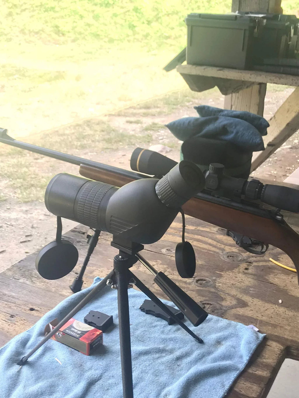 Roxant Authentic Blackbird High Definition Spotting Scope with Zoom - Rubber A..
