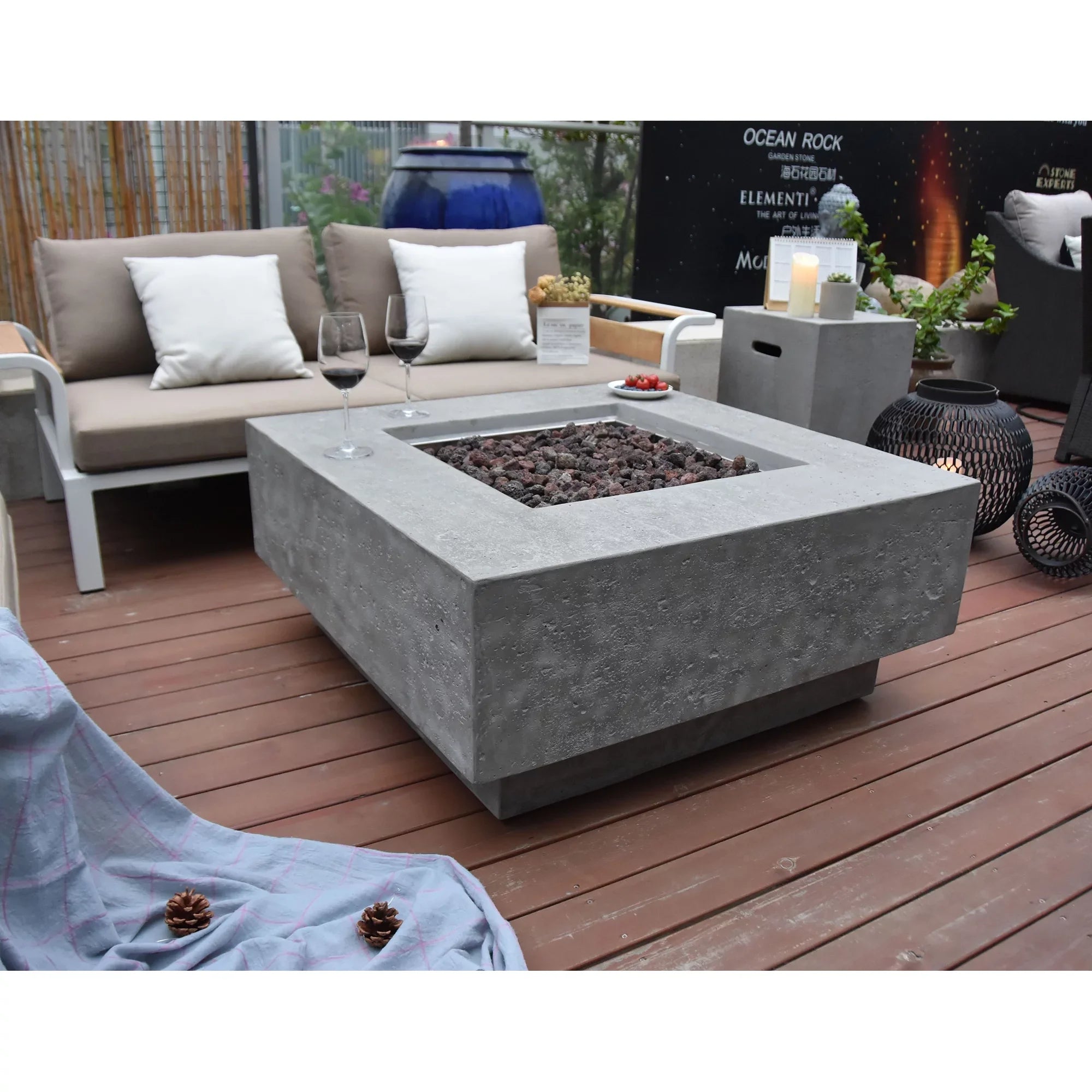 Elementi Manhattan Concrete Outdoor 45,000 BTU Natural Gas Fire Table