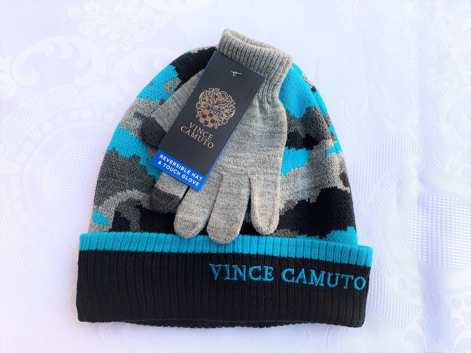 Vince Camuto Boy's Reversible Hat & Touch Gloves, OSFM, Black/Blue/Grey